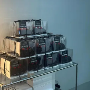 표정 리뷰 사진