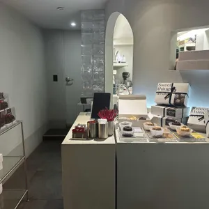 표정 리뷰 사진