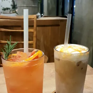 룩스커피 사진