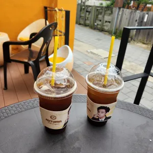컴포즈커피 사진