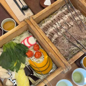 머무를 정 세이로무시 사진