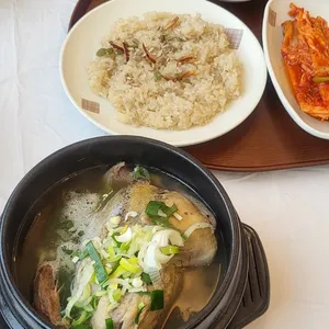 고모리능이백숙 사진