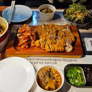 올라나뚜랄 우노 사진