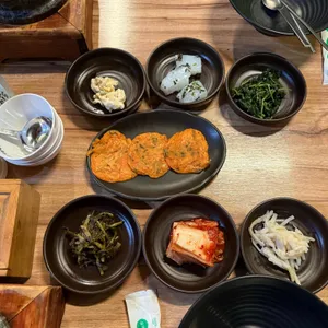 청기와곤드레밥 사진