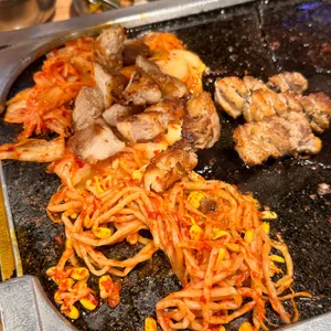 칼맞은삼겹살 사진