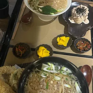 우동이완성되다 사진