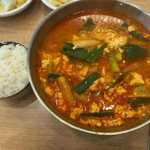 이화수전통육개장 사진
