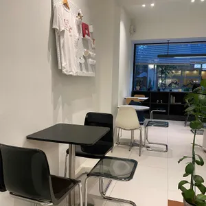 언씬 리뷰 사진