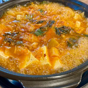 토지김치찌개 삼겹살 사진