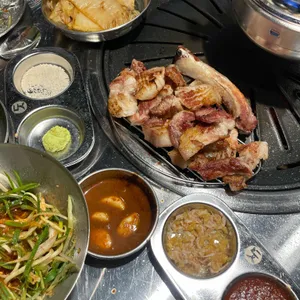 뒷골목돗갈비 사진