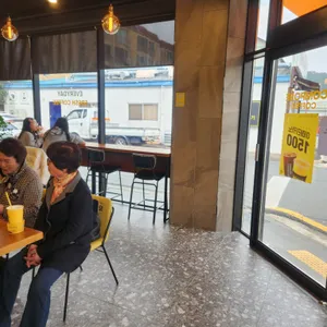 컴포즈커피 리뷰 사진