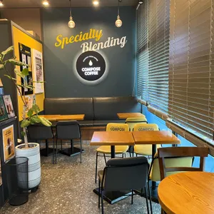 컴포즈커피 리뷰 사진