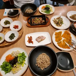 이우철참고등어보리밥 사진