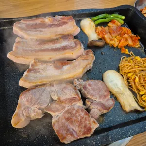 이층고깃집 사진
