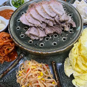 제일왕족발보쌈오리 사진