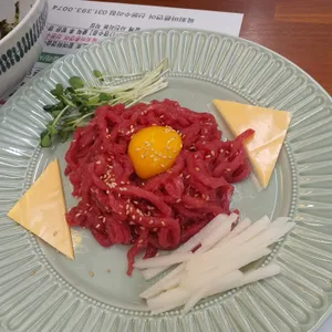 육회바른연어 사진