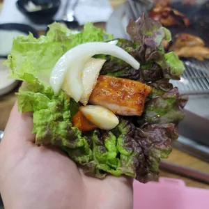 샘토숯불닭갈비 사진