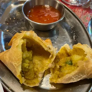 마차푸처레 사진