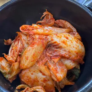 황소 유황오리 사진
