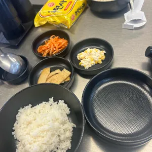 해방촌 부대찌개 사진