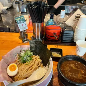 멘츠루 사진