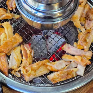 유명숯불닭갈비 사진