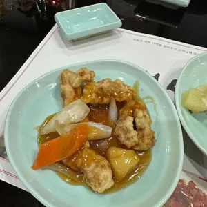 더씨 사진