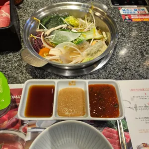 채선당 샤브보트 사진