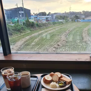 카페 코지웨어하우스 사진 2