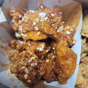자담치킨 사진