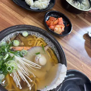 밥보다 국시 사진