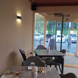 미트 리뷰 사진