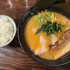 라멘트럭 사진