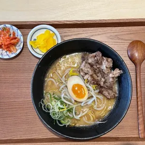 일관 사진