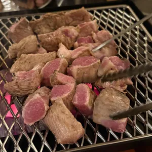초연 사진