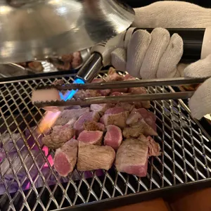 초연 사진