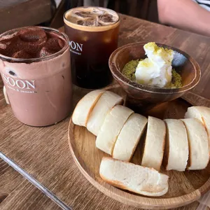 CAFE SOON 사진