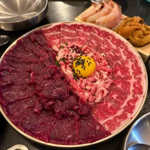 뭉티크 사진