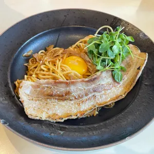 반듯이 사진