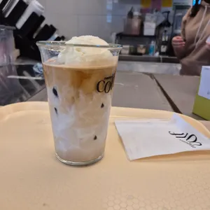 콜프로스터스 현대백화점 사진