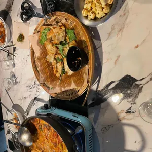 화목식탁 사진