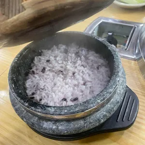 돼지집 사진