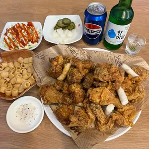 훌랄라참숯치킨 사진