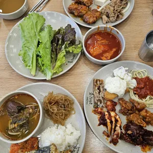 다담뜰한식뷔페 사진