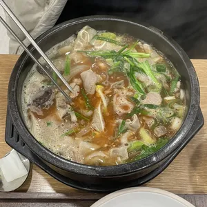 자리봉국밥 사진