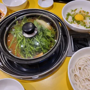 등촌샤브칼국수 사진