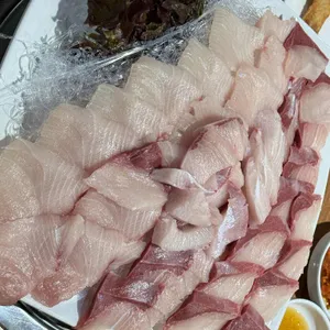 탐나종합어시장 사진