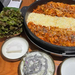 장인닭갈비 사진