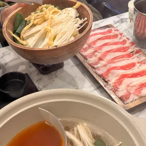 샤브나인 사진