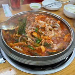 빨간거짱구네 사진